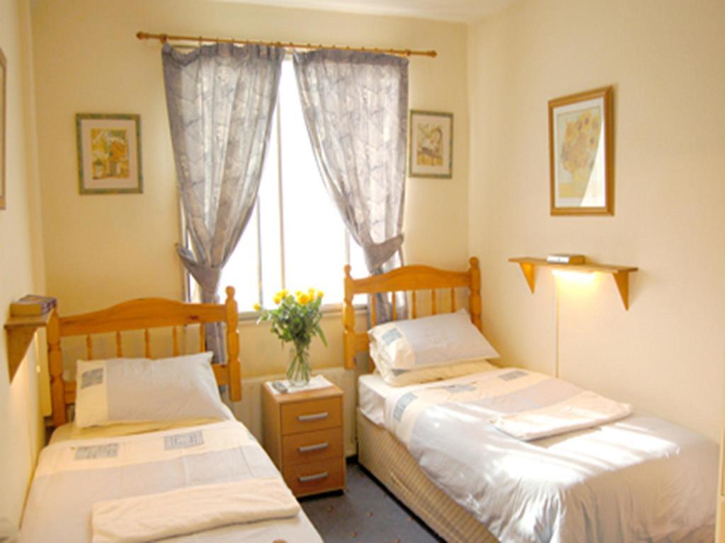 Broadway Lodge Bed And Breakfast Surbiton Номер фото