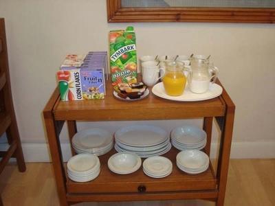 Broadway Lodge Bed And Breakfast Surbiton Екстер'єр фото